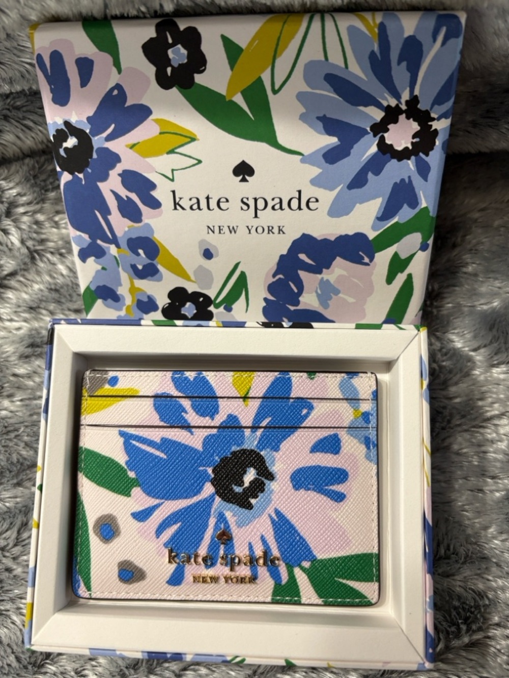 Kate Spade Cardholder - Picture 2 of 7